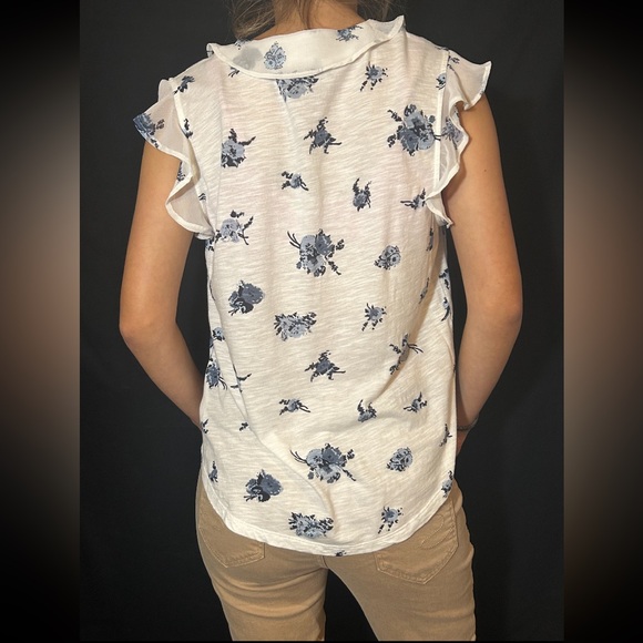 Lucky Brand top, blue floral women’s size large - Picture 9 of 9